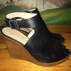 Johnston & Murphy wedges size 8